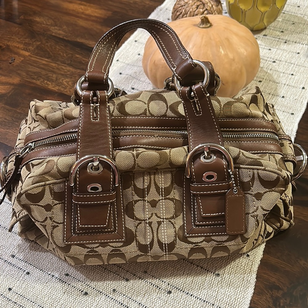 Coach sign.shoulder canvas handbag No.C06Q-10078